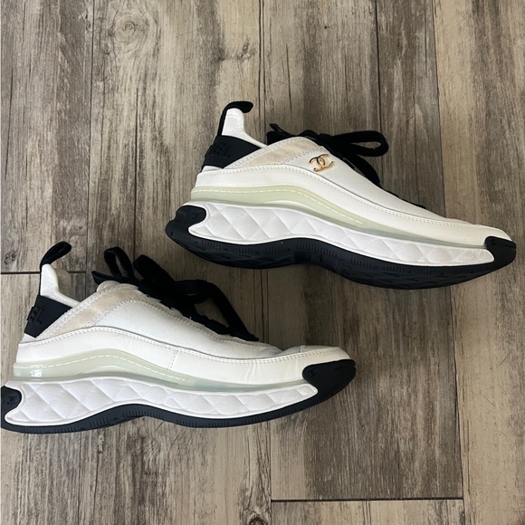 Chanel Fabric and Suede CC Sneakers in Black and White - Picture 3 of 12